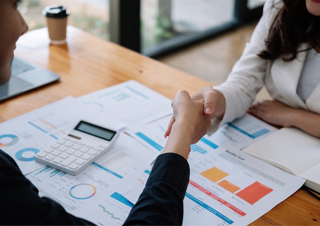 小红书实名账号:转塘代理注册公司