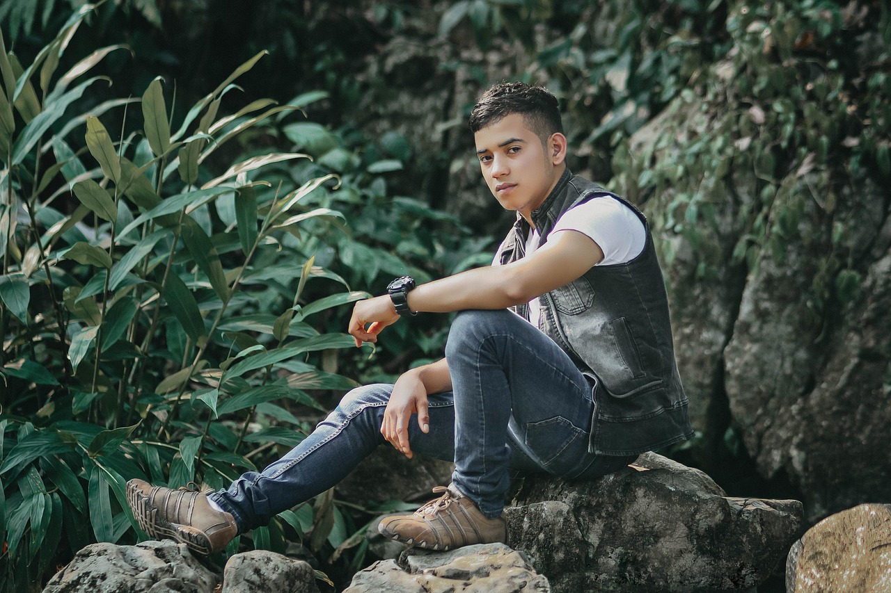 用友通信实名账号：“流量卡和虚拟现实：融合创新的新路径？”